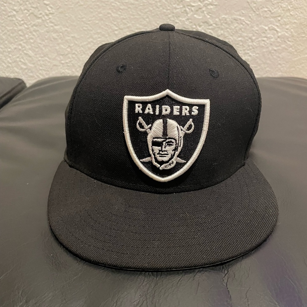 Raiders Fitted Cap Size 8 1/2